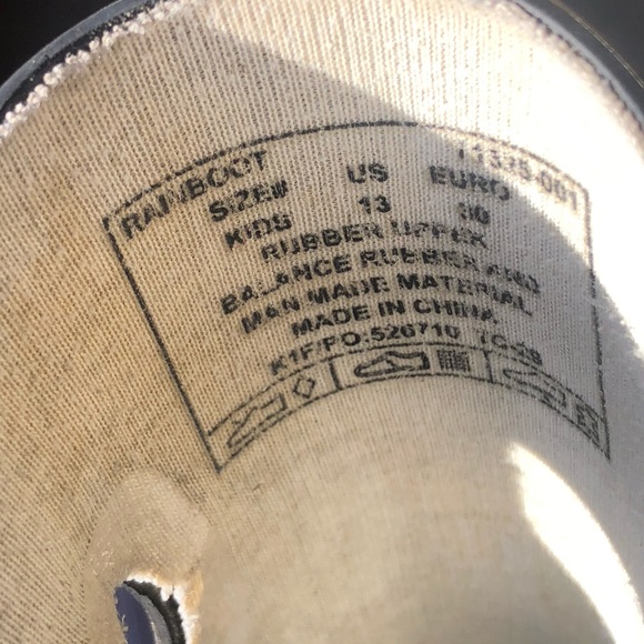 BOGS Kids Rubber Waterproof Rain Boot for Boys and Girls Shoe, Gray Size 13 - Picture 8 of 11